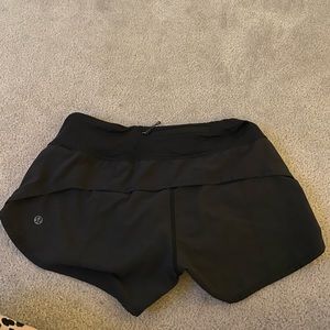 Lululemon shorts size xs black